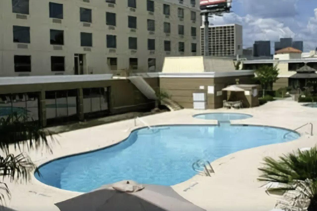 Hotel 31 Houston Near The Galleria Екстериор снимка