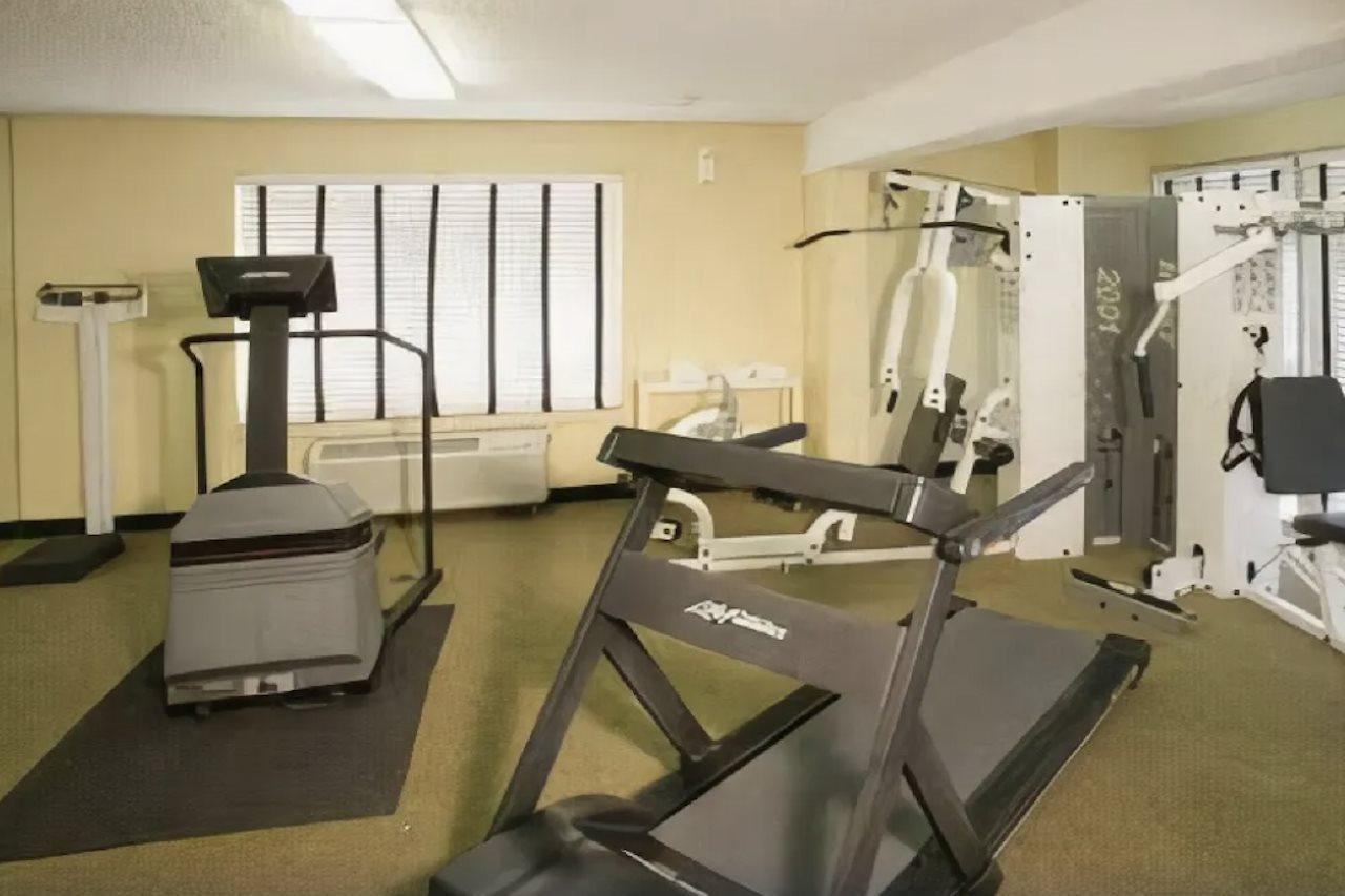Hotel 31 Houston Near The Galleria Екстериор снимка
